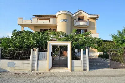 Casa Indipendente in vendita a Montescagli... - foto 8