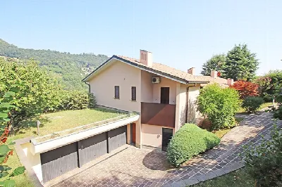Villa in vendita a Alzano Lombardo - foto 1