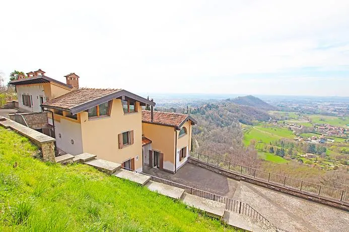 Villa in vendita a Bergamo, Colli - foto 4