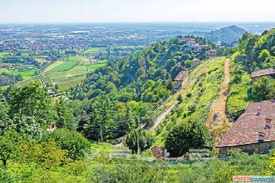 Villa in vendita a Bergamo, Colli - foto 4