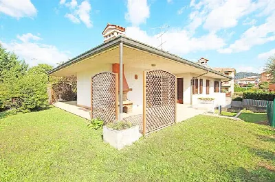 Villa a Mozzo