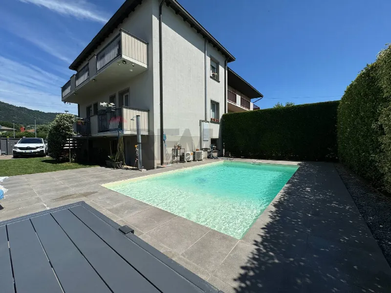 Casa Indipendente in vendita a Ranica - foto 1