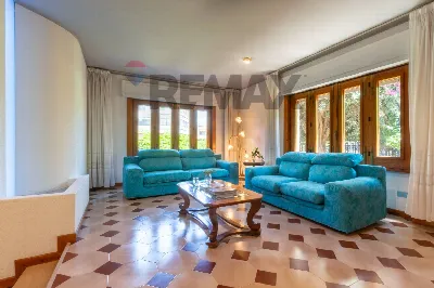 Villa in vendita a Cagliari, Pirri - foto 1