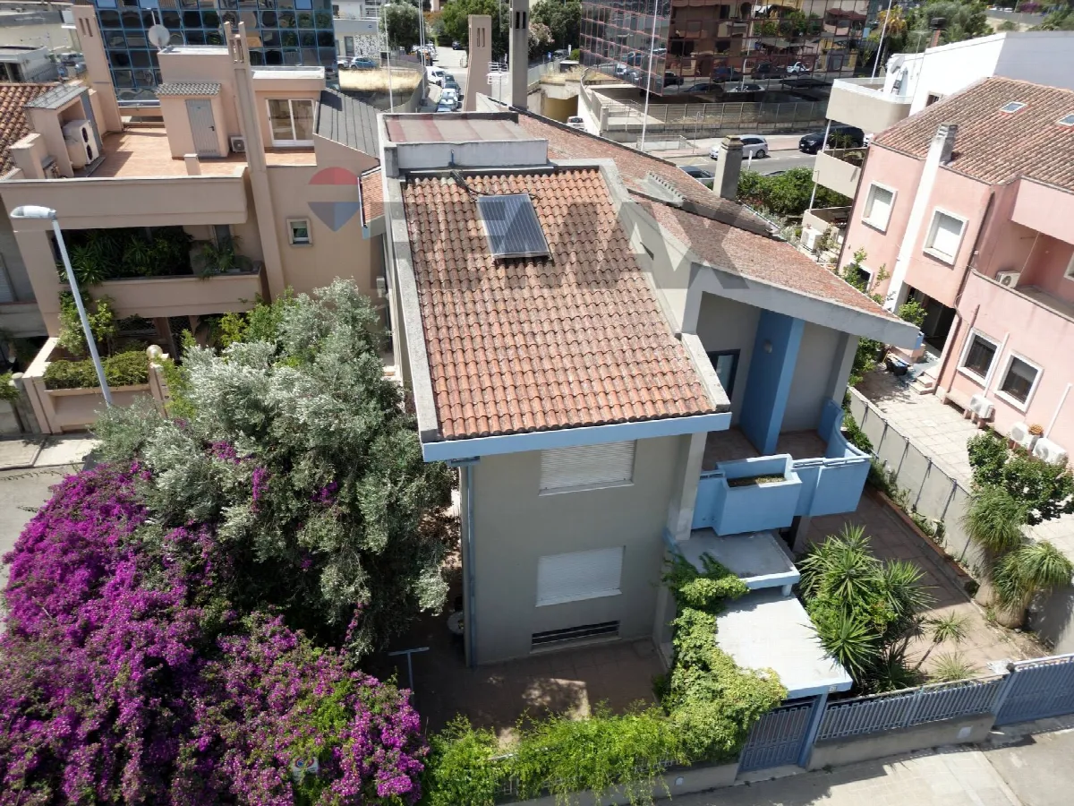 Villa in vendita a Cagliari, Pirri - foto 3