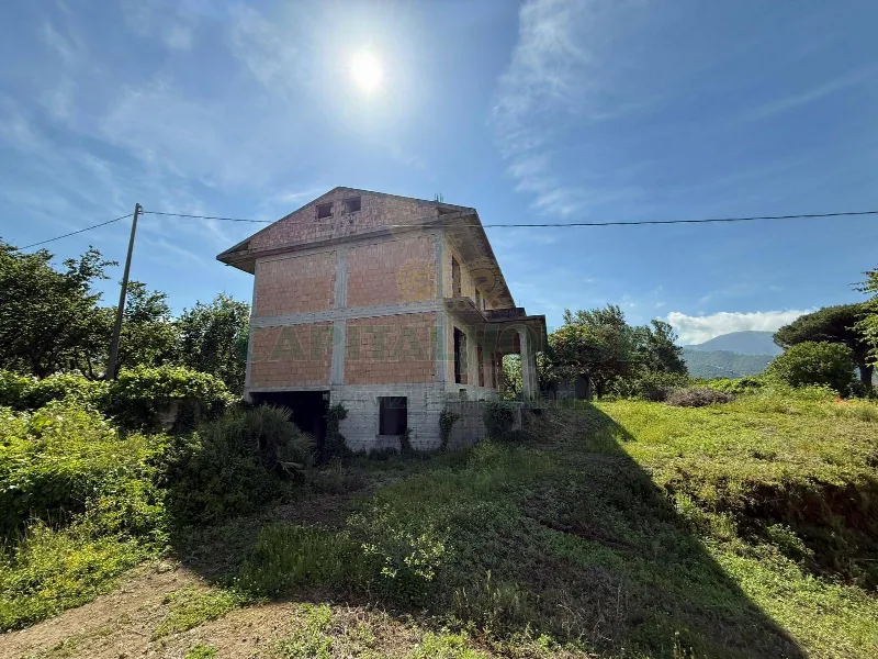 Villa in vendita a Fisciano - foto 1