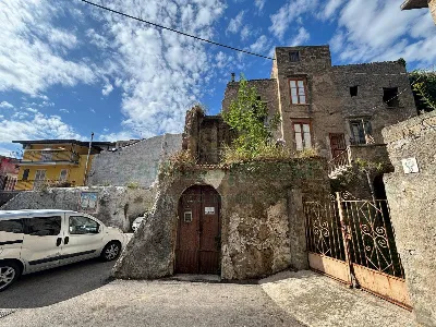 Rustico/Casale in vendita a Castel San Gio... - foto 2