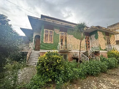 Villa a Castel San Giorgio