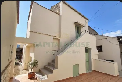 Casa Indipendente a Mercato San Severino