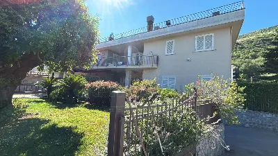 Villa in vendita a Mercato San Severino - foto 1