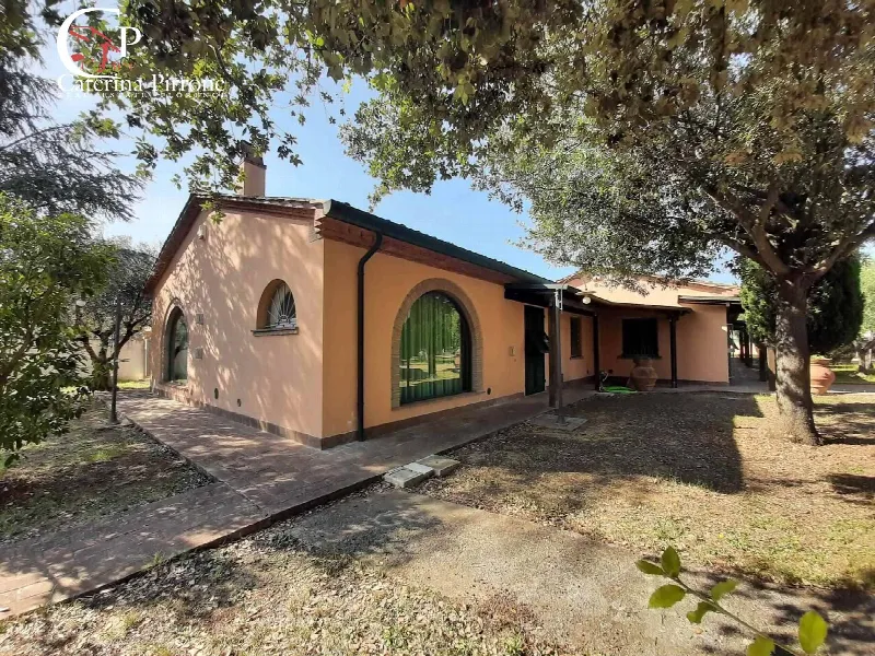 Villa in vendita a Cecina - foto 1