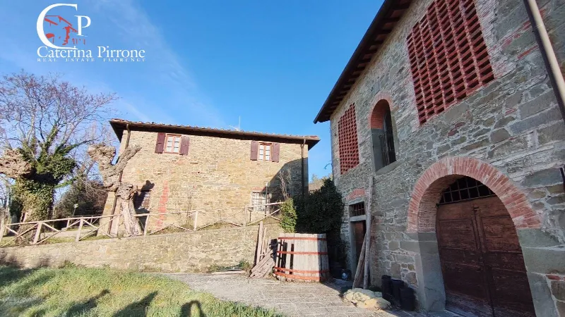 Rustico/Casale in vendita a Reggello - foto 1