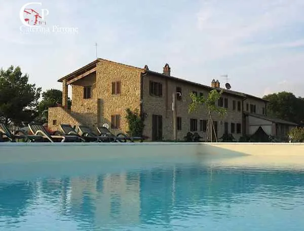 Villa in vendita a Volterra - foto 1
