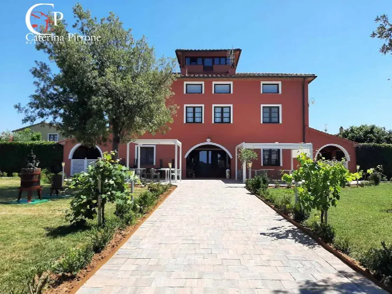 Villa in vendita a Castagneto Carducci - foto 1