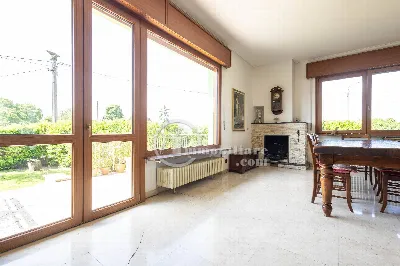Villa in vendita a Busto Arsizio - foto 2