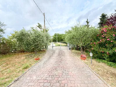 Villa in vendita a Jesi - foto 2