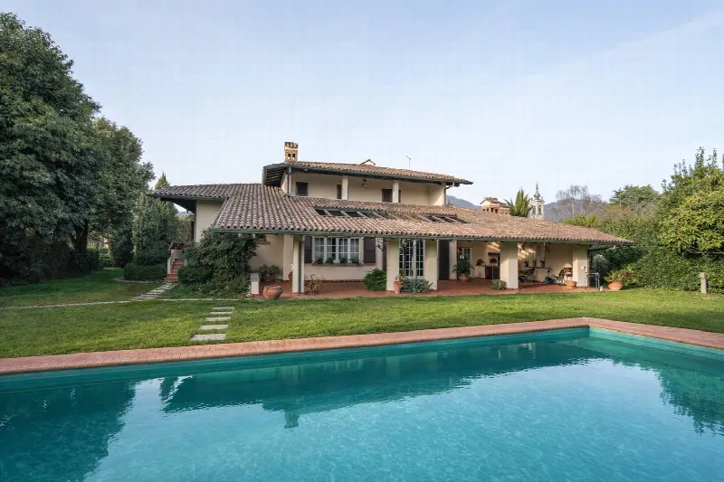 Villa in vendita a Carvico - foto 1