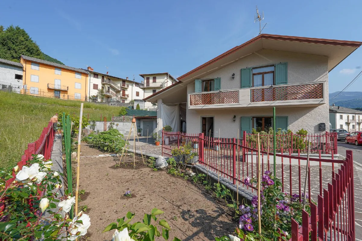 Villa in vendita a Sant'Omobono Terme - foto 4