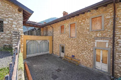 Rustico/Casale a Adrara San Martino