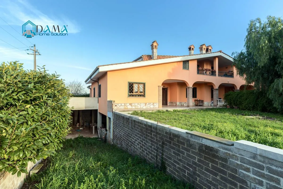 Villa in vendita a Pomezia - foto 4