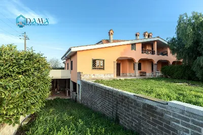 Villa in vendita a Pomezia - foto 4