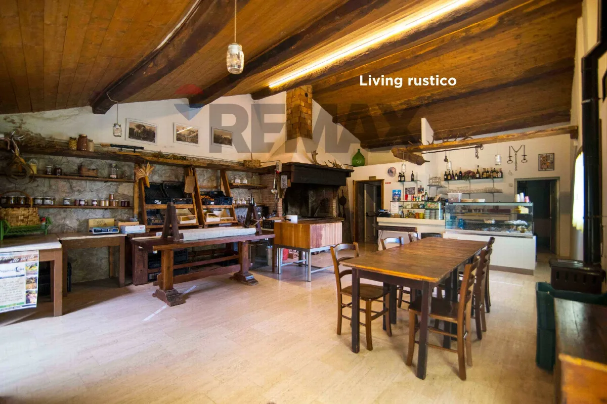 Rustico/Casale in vendita a Montieri - foto 2