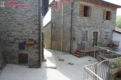 Villa in vendita a Poppi - foto 1