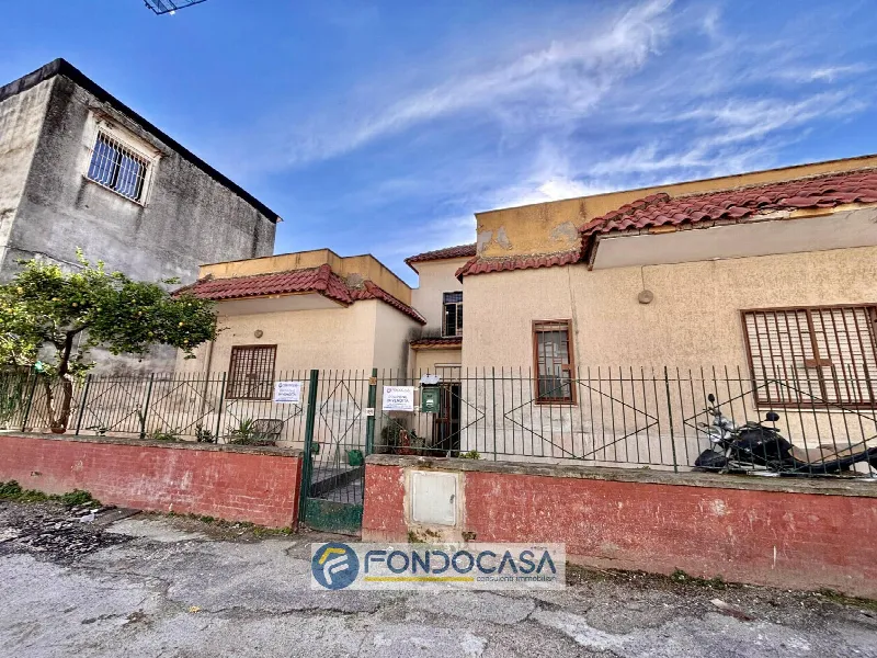 Casa Indipendente in vendita ad Aversa - foto 1