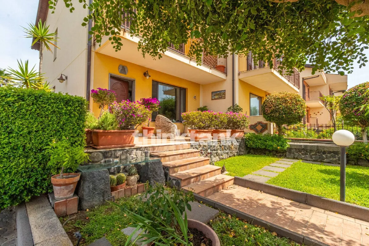 Villa in vendita ad Acireale - foto 2