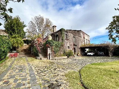 Villa in vendita a Viagrande - foto 1