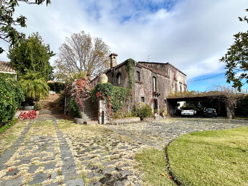 Villa in vendita a Viagrande - foto 1
