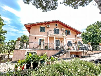 Villa in vendita a Aci Bonaccorsi - foto 1