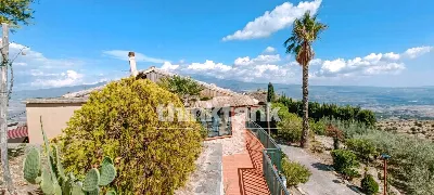 Villa in vendita a Centuripe - foto 1