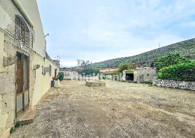 Rustico/Casale in vendita a Ragusa, Zona i... - foto 4