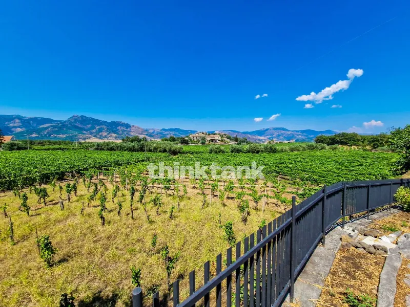 Villa in vendita a Castiglione di Sicilia - foto 1