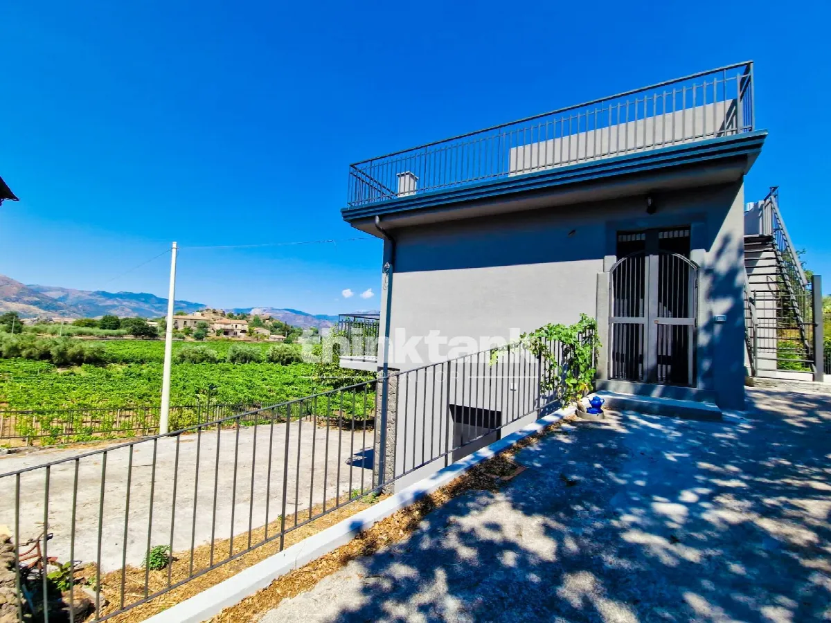 Villa in vendita a Castiglione di Sicilia - foto 4