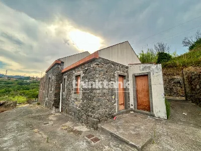 Rustico/Casale in vendita a Aci Catena - foto 3