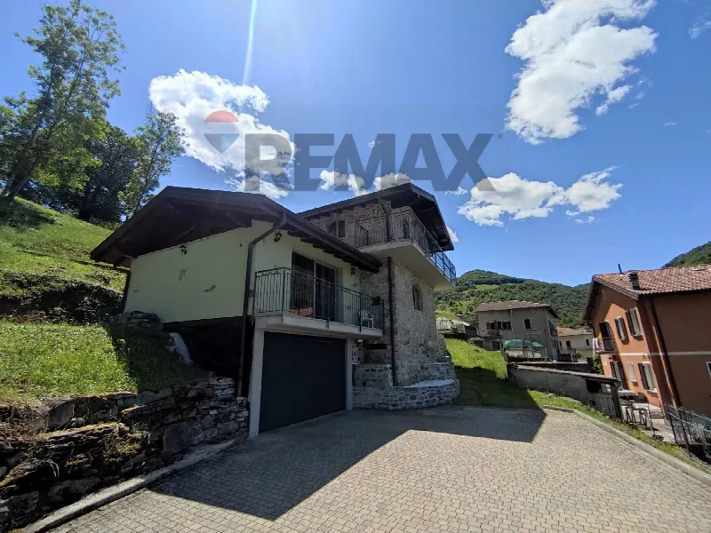 Villa in vendita a Schignano - foto 1