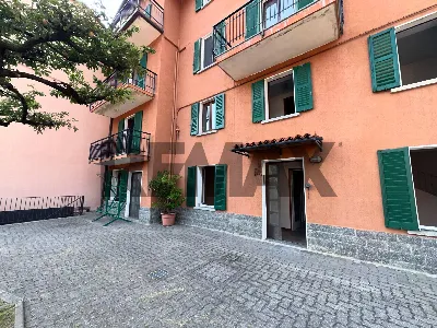 Casa Indipendente in vendita a Carate Urio - foto 3