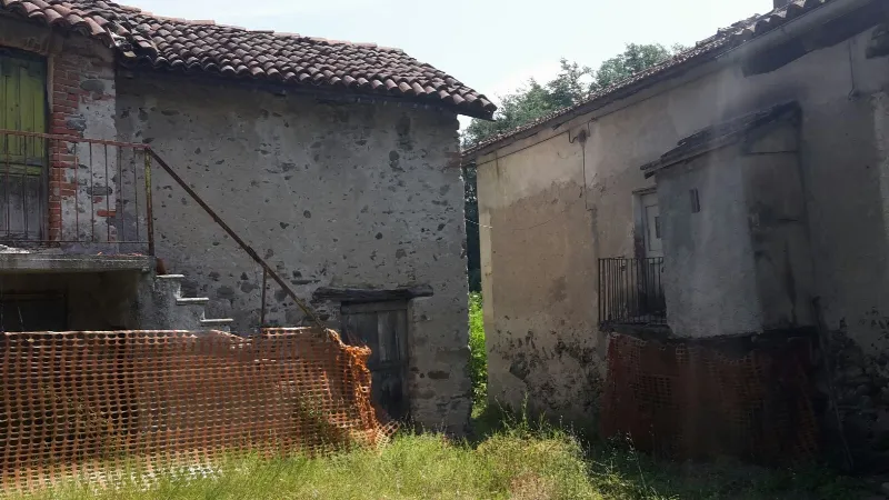 Rustico/Casale in vendita a Piana Crixia - foto 1