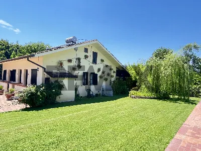 Villa in vendita a Pontinia - foto 1