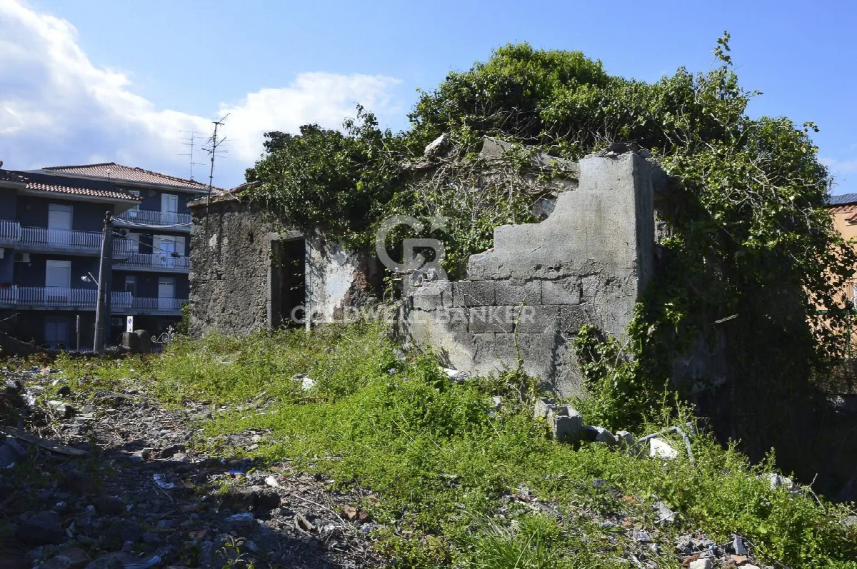 Rustico/Casale in vendita ad Aci Catena - foto 5