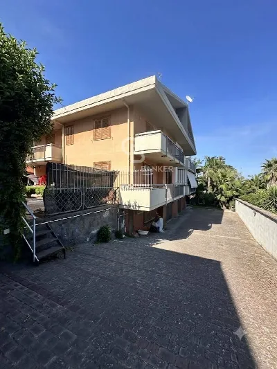 Villa in vendita a Aci Catena - foto 2