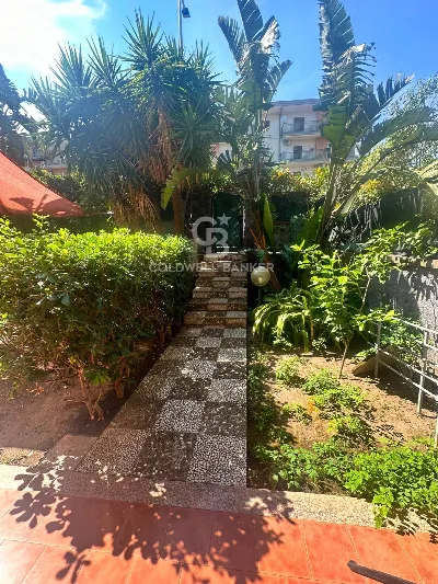 Villa in vendita a Aci Catena - foto 4