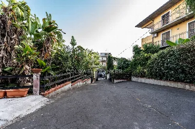 Villa in vendita a Gravina di Catania - foto 2