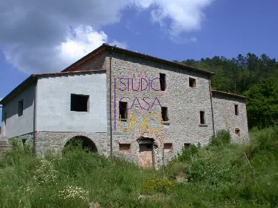 Rustico/Casale in vendita a Bucine - foto 2