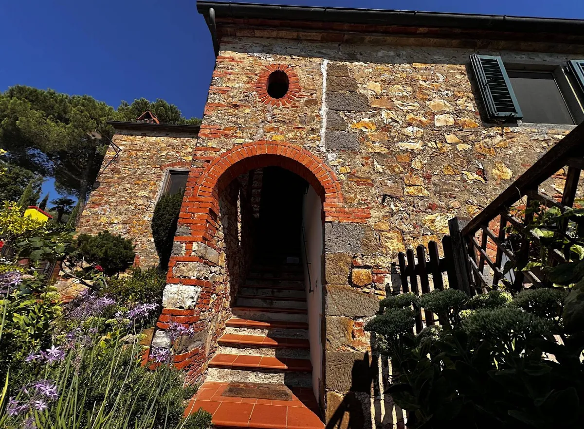 Rustico/Casale in vendita a Bucine - foto 4