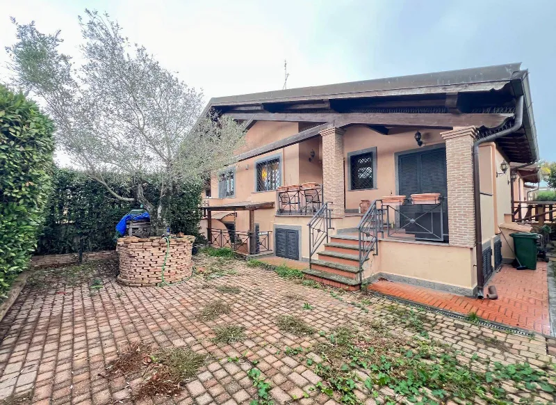Villa in vendita a Roma, Axa, Casal Palocco, Infernetto - foto 1