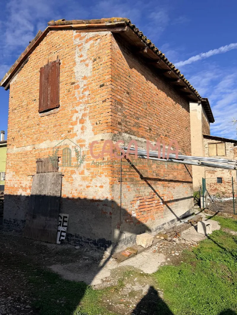Casa Indipendente in vendita a Calendasco - foto 1