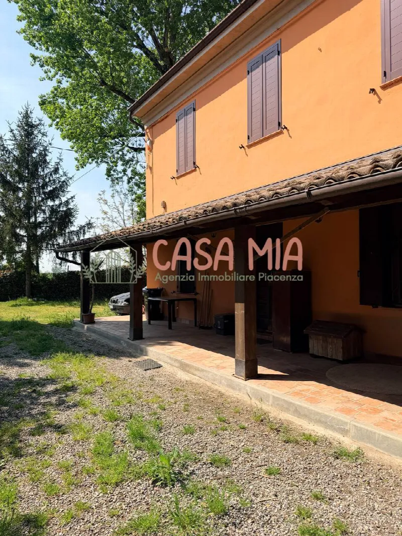 Rustico/Casale in vendita a Calendasco - foto 1