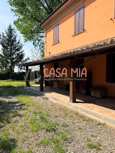 Rustico/Casale in vendita a Calendasco - foto 9